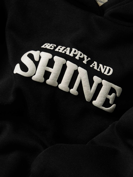 Sweatshirt com carapuço estampada Sweatshirt com carapuço estampada